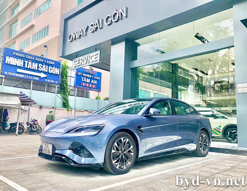 MUA XE BYD THÌ SẠC Ở ĐÂU ?