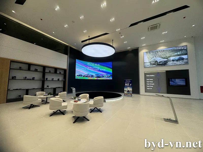 Trung tâm trưng bài và giới thiệu các dòng sản phẩm BYD tại Bình Dương