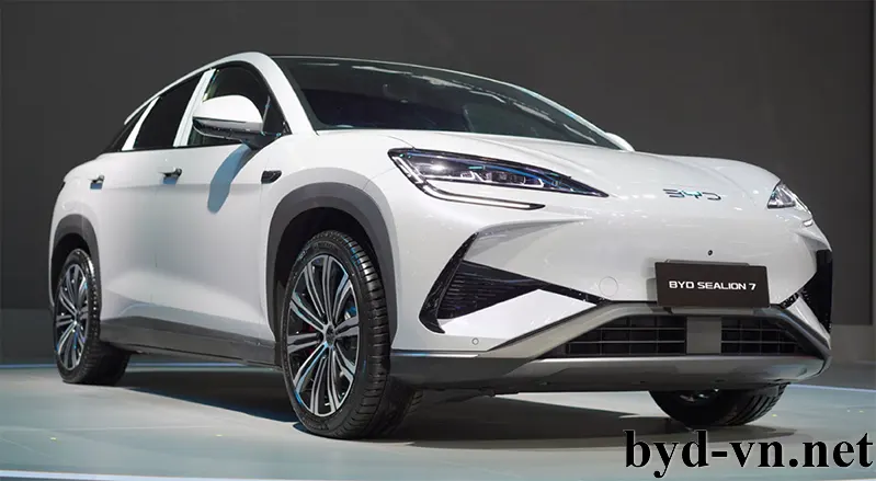 BYD ra mắt xe điện Sealion 07 tại Thái Lan